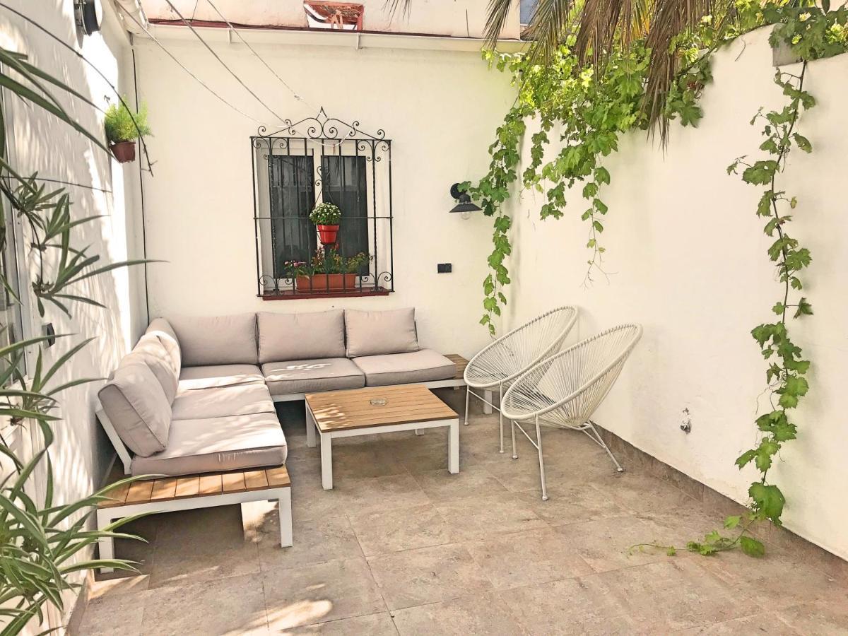 Town House With Patio In Quiet Residential Area 10 Min From Beach Torremolinos Buitenkant foto